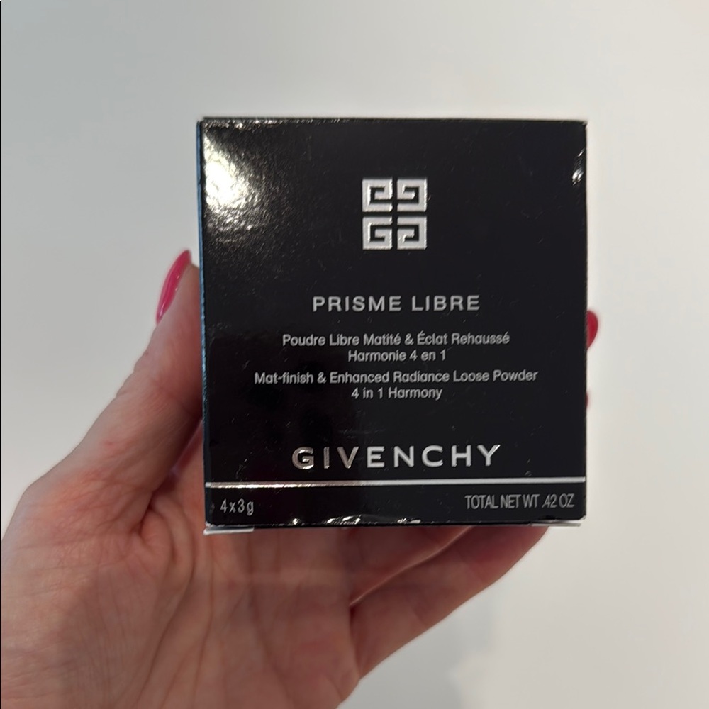 Givenchy Prisme Libre Satin Blanc (Old Formula) - Picture 3 of 7